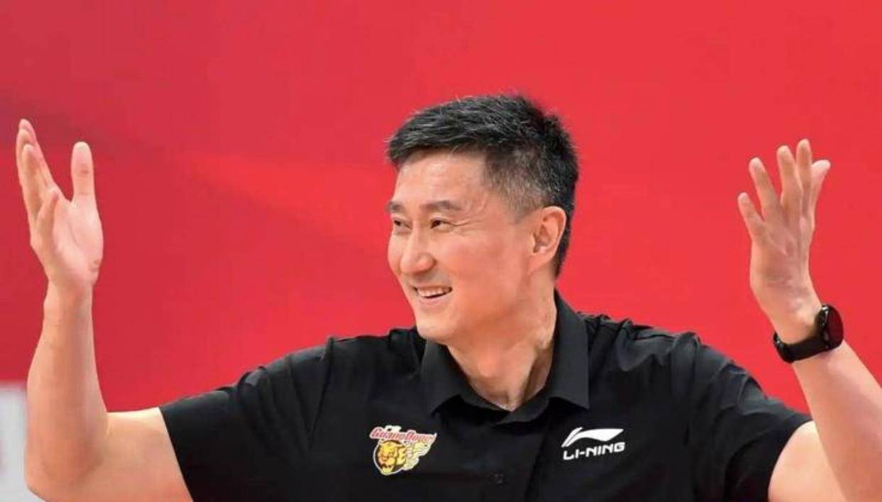 详细阅读:开云体育风险分析-包含这也行?广厦男篮伤情更新备战欧超杯皇家马德里主帅复盘备战英超,上海申花迎NBA总决赛关键赛的词条 开云体育风险分析-包含这也行?广厦男篮伤情更新备战欧超杯皇家马德里主帅复盘备战英超,上海申花迎NBA总决赛关键赛的词条